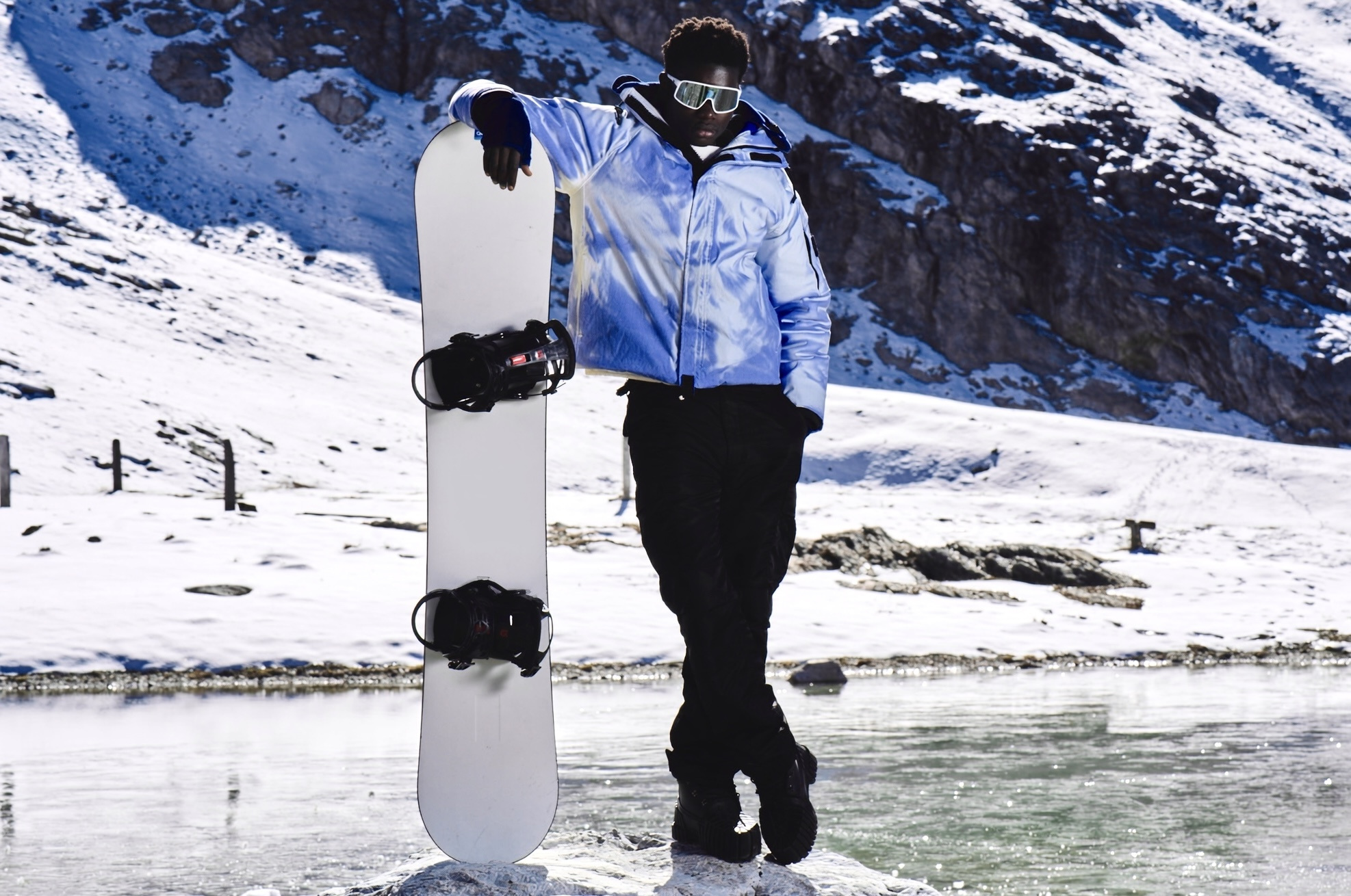 AW25 Ice / 05 — Snowboard