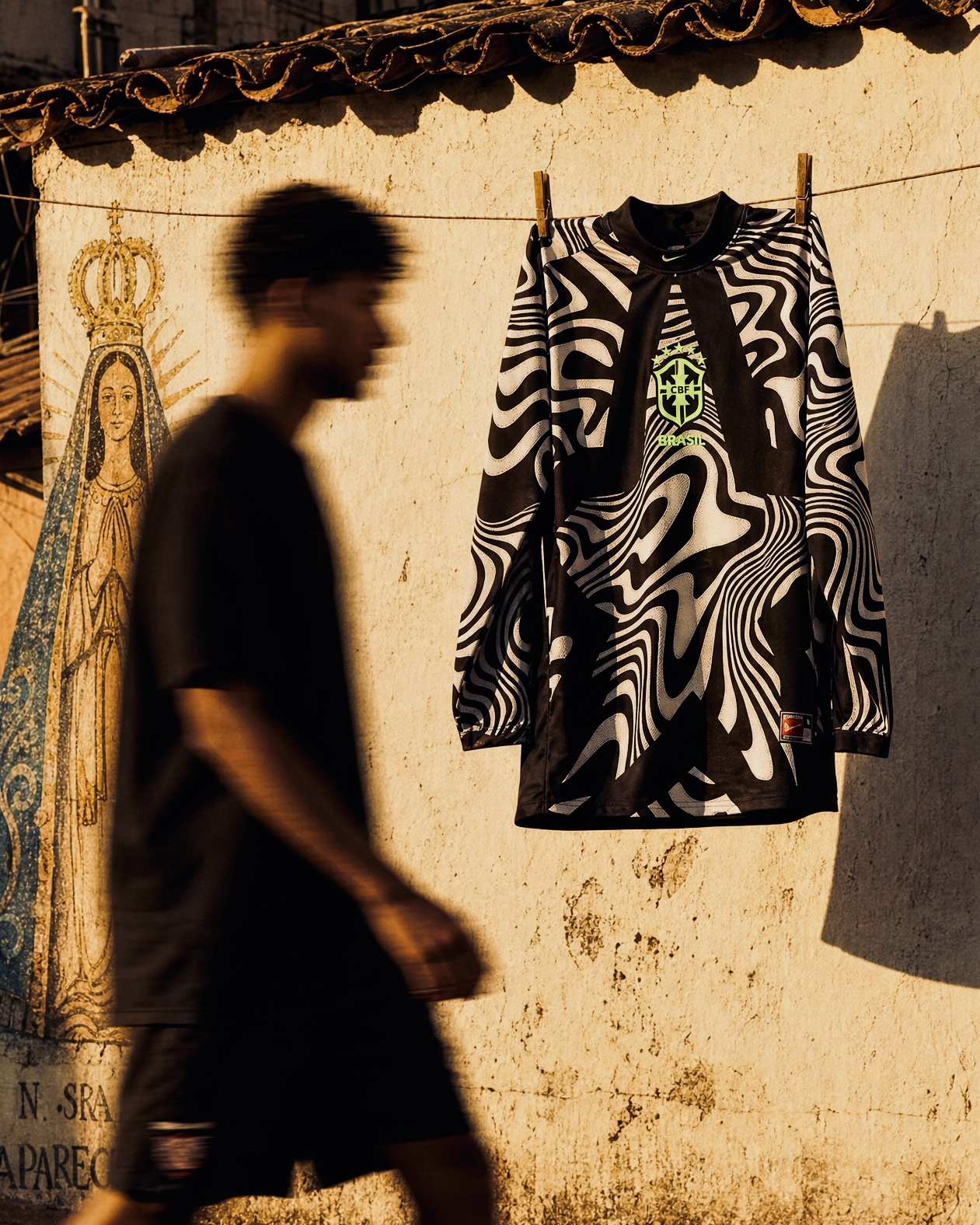 Brazil / 04 — Jersey Clothesline