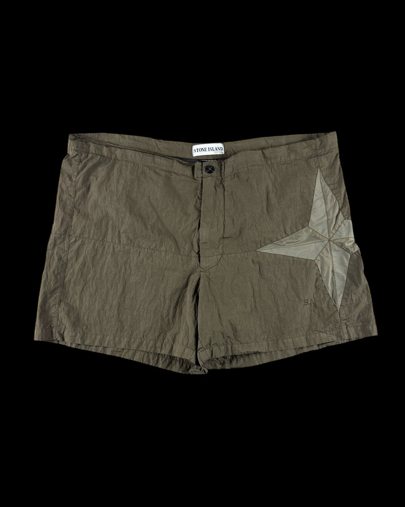 Stone Island 2000’s Embroidered Compass Shorts [36]